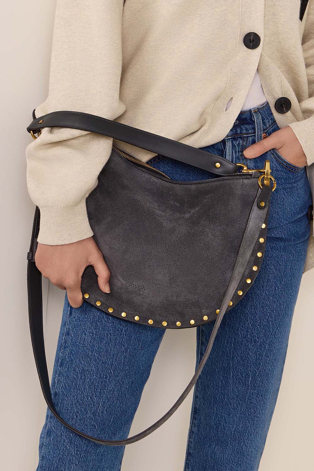 תמונת כל הלוק של תיק כתף אוסקן מעור רך